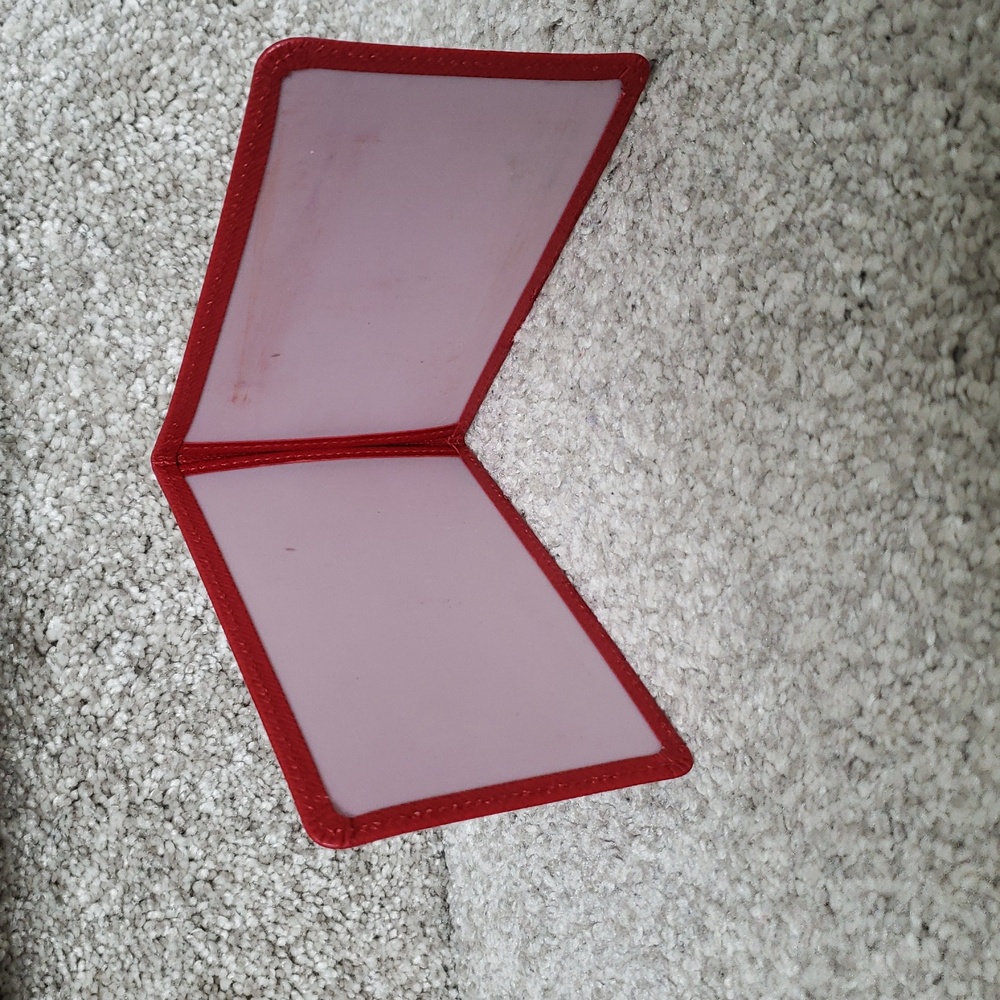 Louis Vuitton Red Textured Red Men's ID Holder AUTHENTIC - Picture 8 of 9